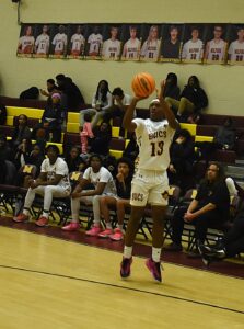 MHS Boys Basketball Qualify for State Tournament