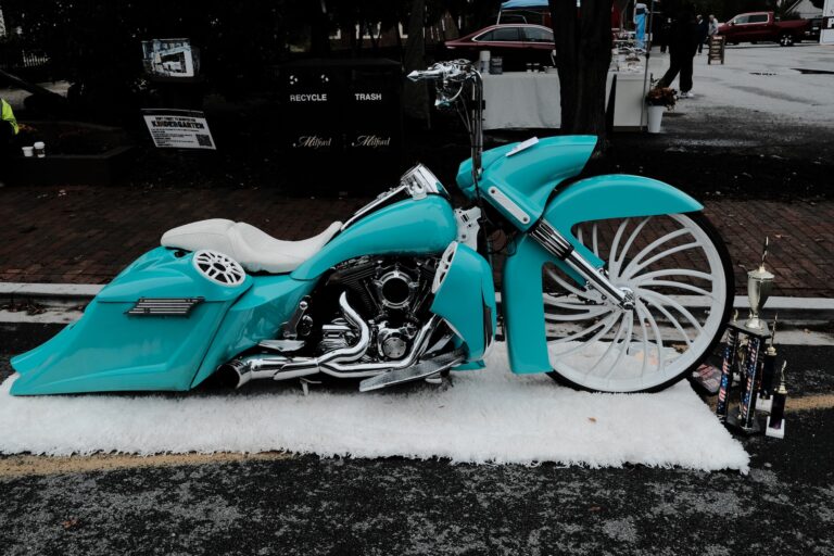 Classic Cars Take Over Downtown