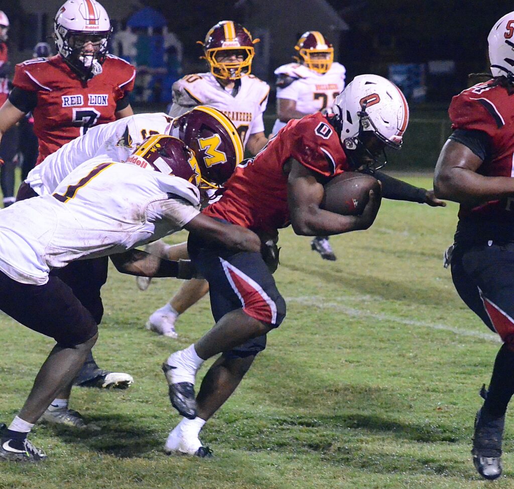 Lions Tame Bucs 37-6